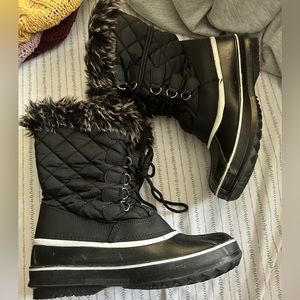 Women’s Snow Boots